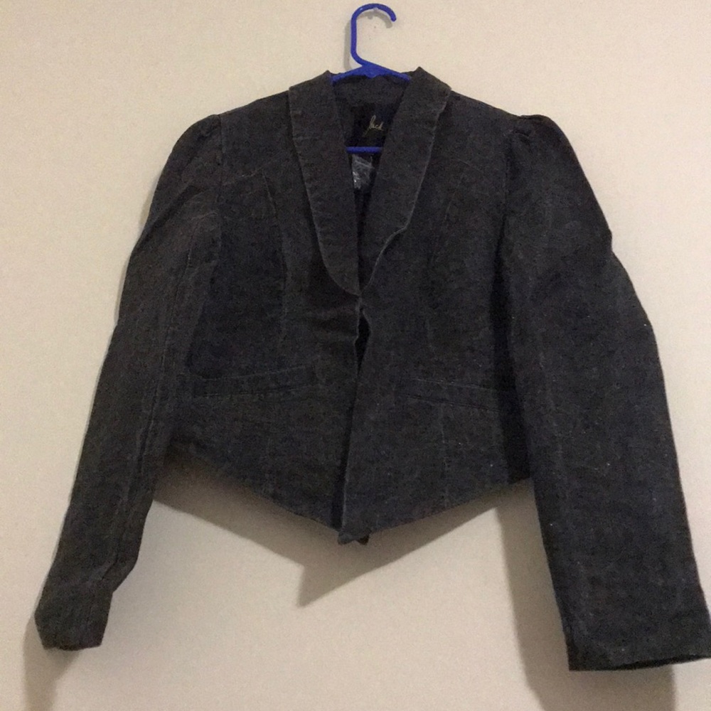Cropped Blazer